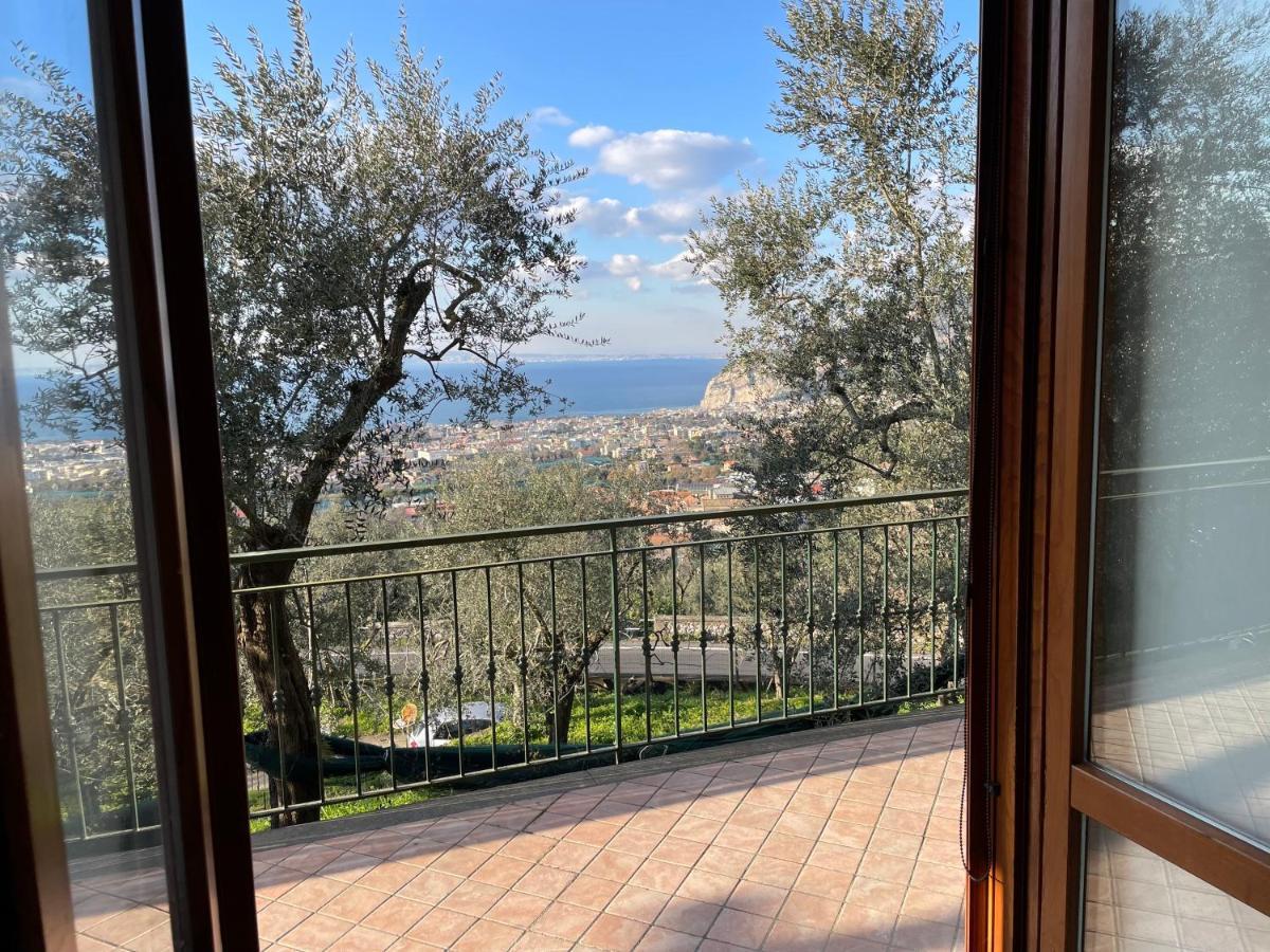 פיאנו די סורנטו Sky View Villa מראה חיצוני תמונה