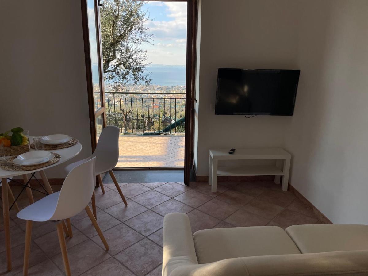 פיאנו די סורנטו Sky View Villa מראה חיצוני תמונה