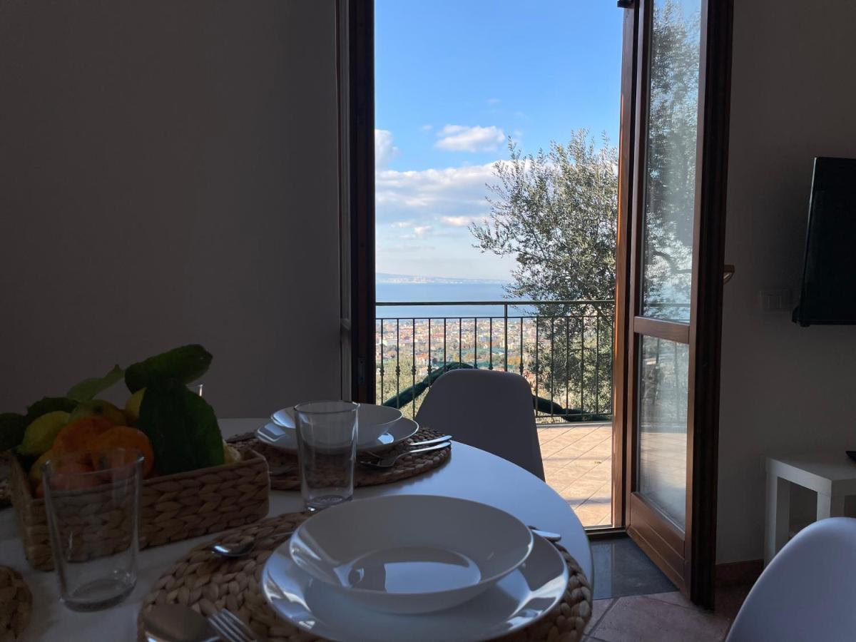 פיאנו די סורנטו Sky View Villa מראה חיצוני תמונה