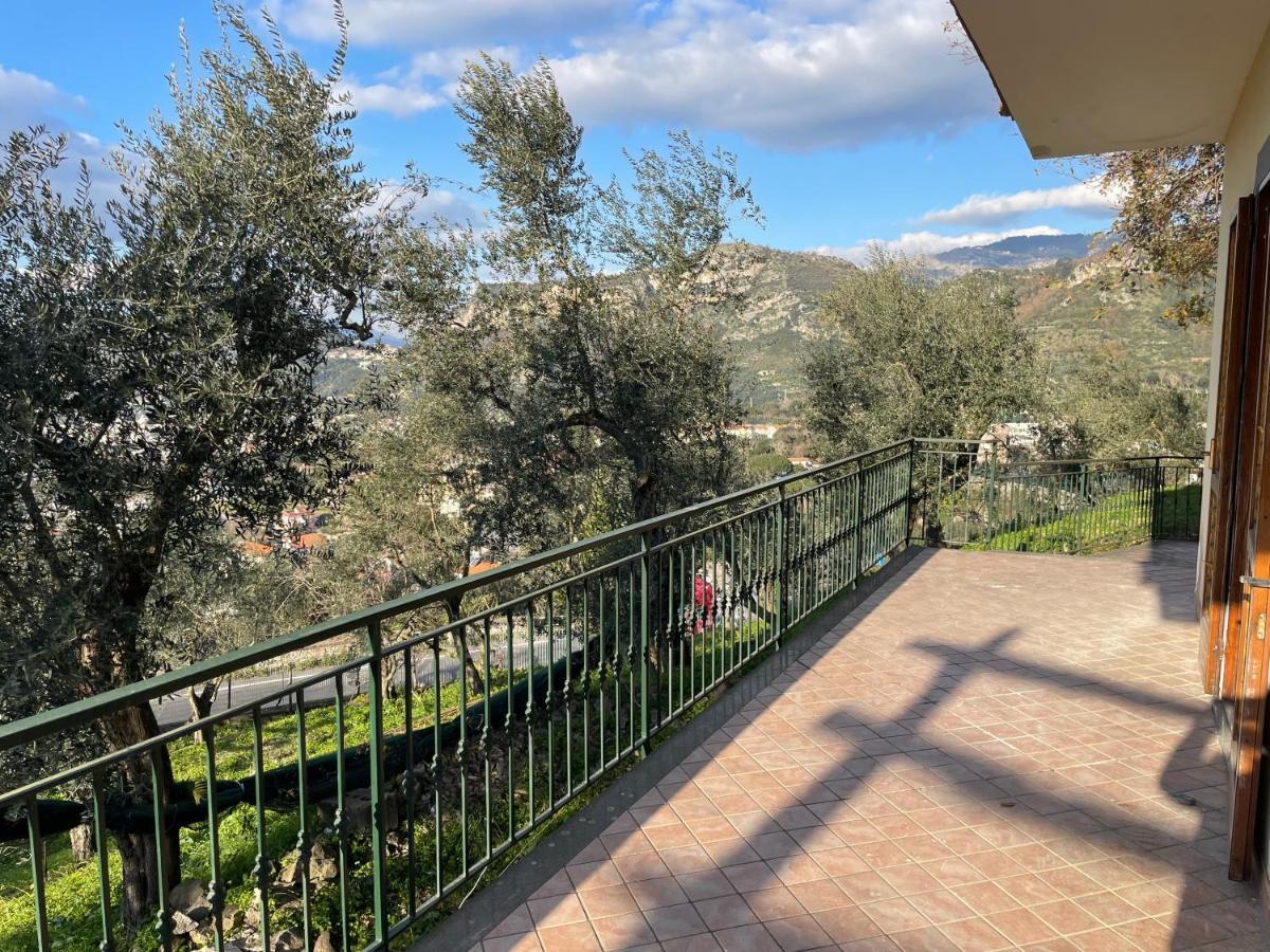 פיאנו די סורנטו Sky View Villa מראה חיצוני תמונה