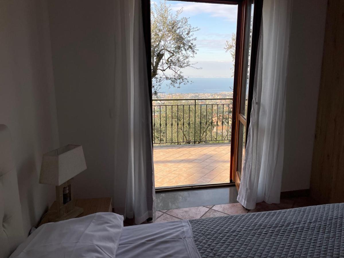 פיאנו די סורנטו Sky View Villa מראה חיצוני תמונה