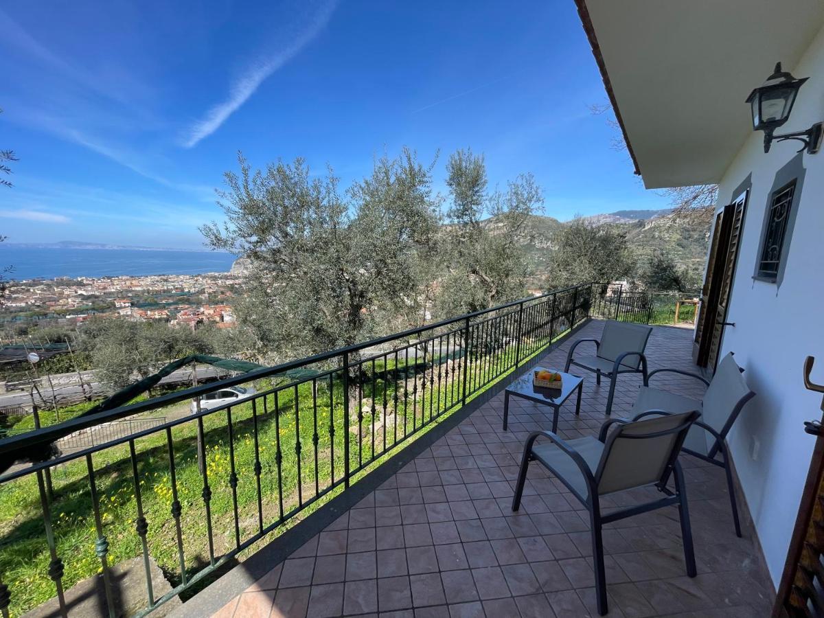 פיאנו די סורנטו Sky View Villa מראה חיצוני תמונה