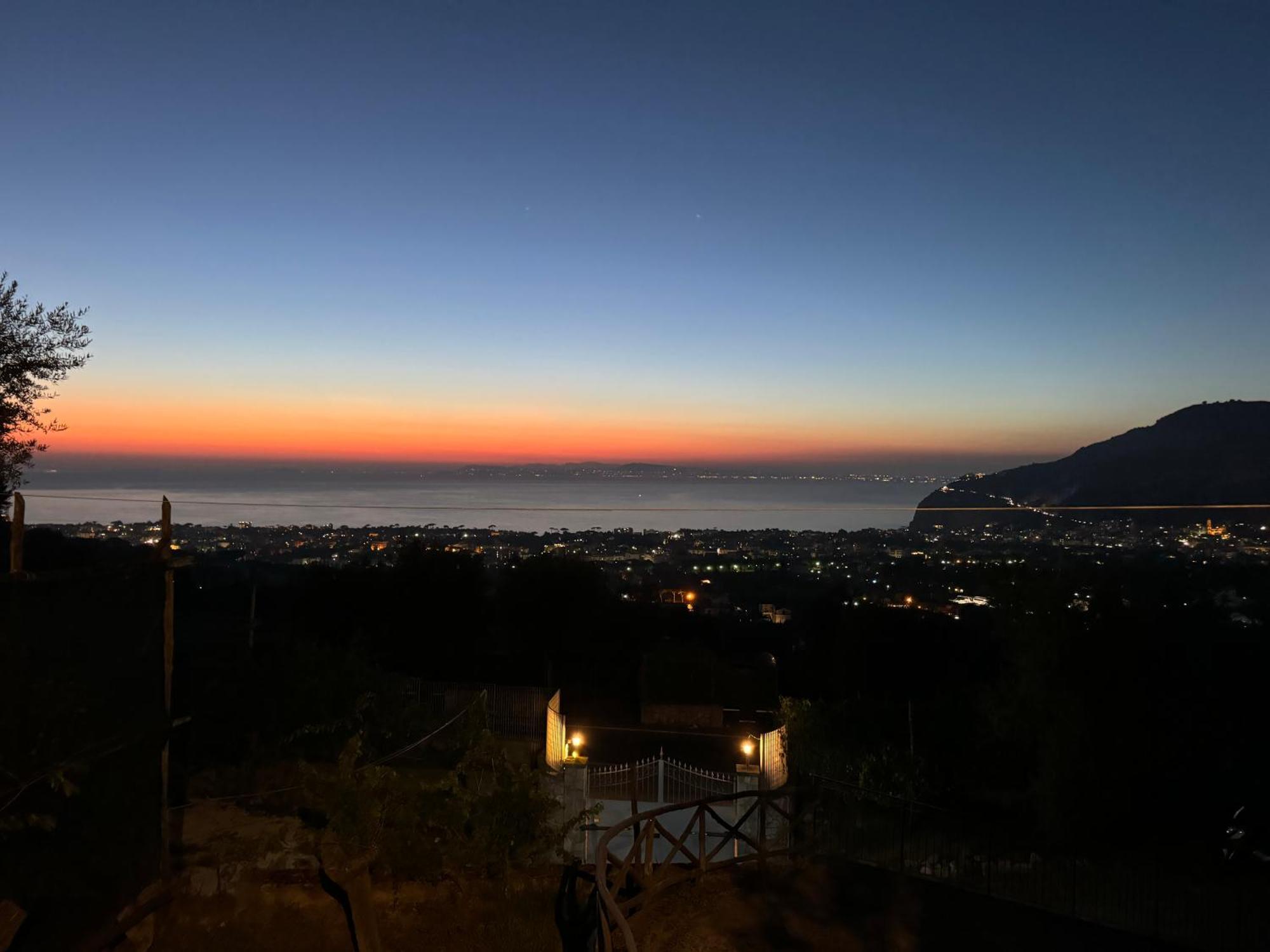 פיאנו די סורנטו Sky View Villa מראה חיצוני תמונה